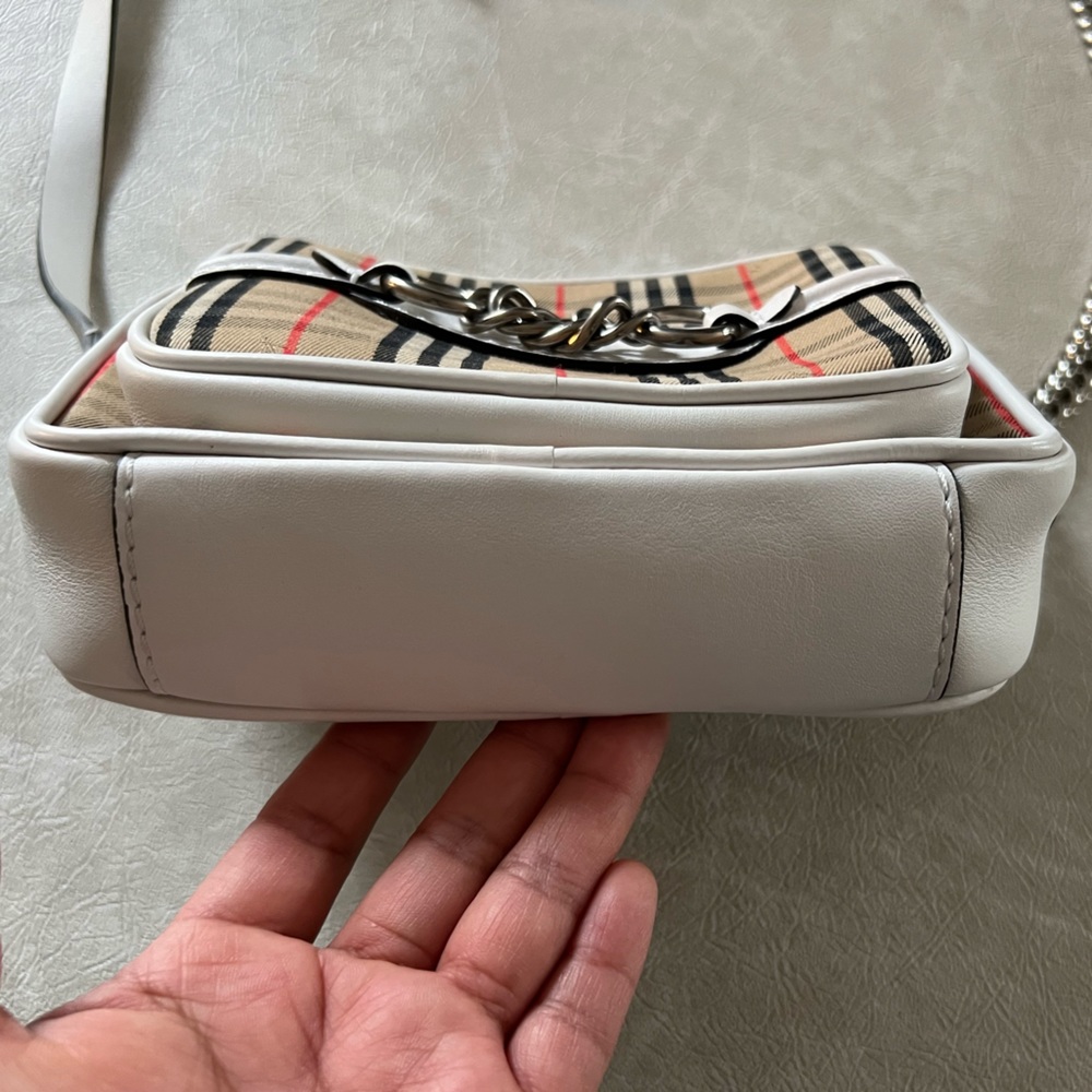 🤍🤍🤎Burberry Check Link Camera Bag 🤎🤍🤍 - Picture 4 of 14